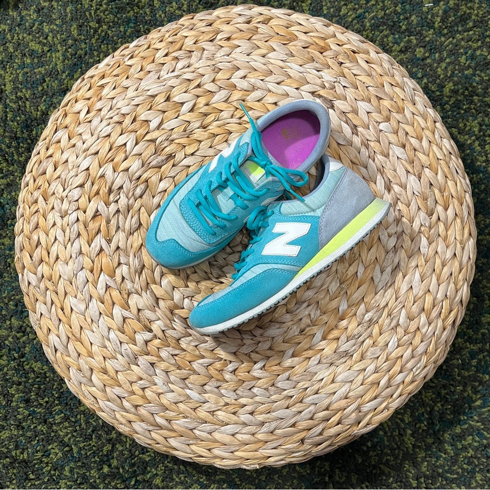 New Balance 620 (women’s 7)
